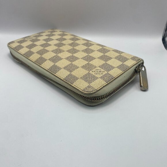 Louis Vuitton Azur Damier Long Zip Wallet - Picture 5 of 13